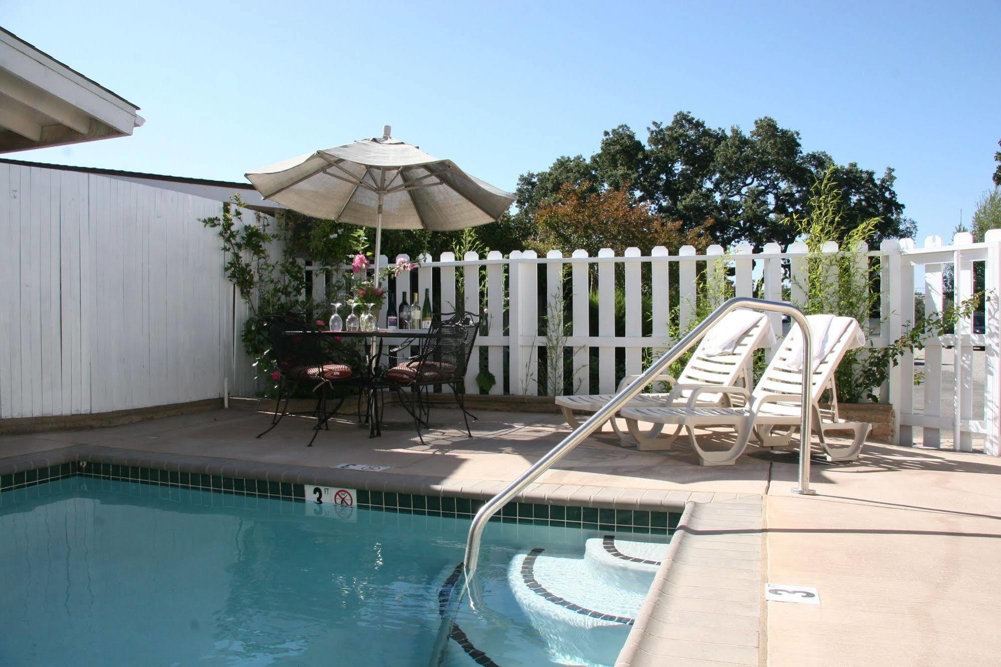 Meadowlark Inn Solvang Dış mekan fotoğraf